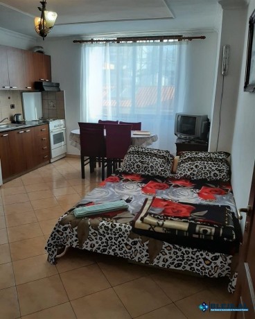 apartament-me-qera-11-tek-rruga-kongresi-i-manastirit-big-3