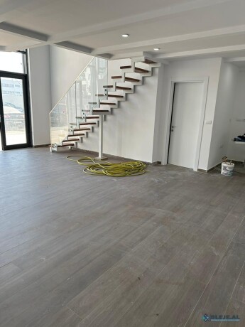 ambient-biznesi-duplex-prane-dpshtrr-tirane-big-5