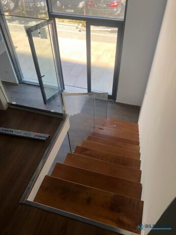 ambient-biznesi-duplex-prane-dpshtrr-tirane-big-1