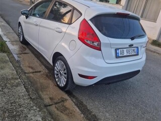 ford-fiesta-14-benzingaz