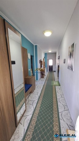 shitet-apartament-212-ne-durres-big-3