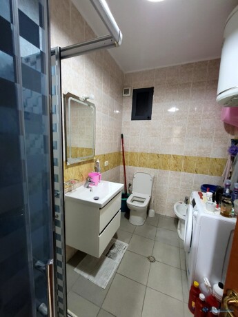 shitet-apartament-21-prane-shkolles-fenix-tirane-big-3