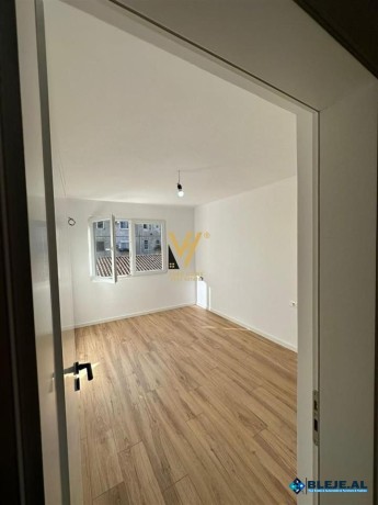 shitet-apartament-21blk-te-oxhaku-big-1