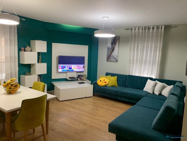 shitet-super-apartament-tek-kompleksi-magnet-tirane-big-0
