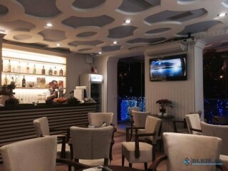 prone-komerciale-ideale-per-cdo-lloj-biznesit-tek-kinema-agimi-tirane