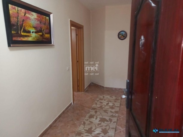 jepet-me-qira-apartament-21-prane-shkolles-dy-gjelat-big-3