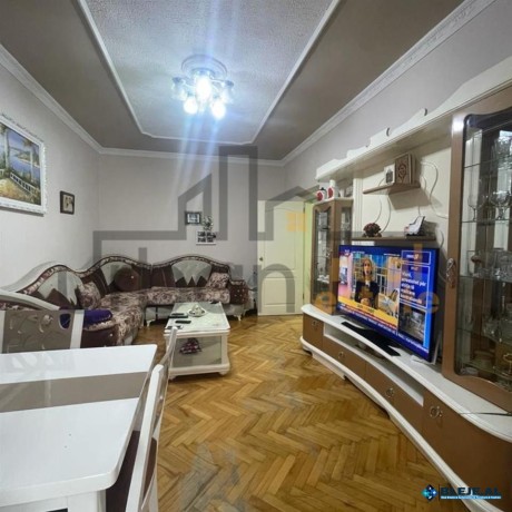 shitet-apartament-21-myslym-shyri-tirane-big-4