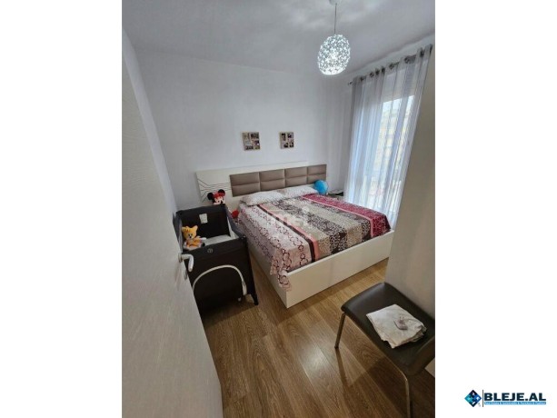 jepet-me-qira-apartament-212-hyrja-e-durresit-big-1