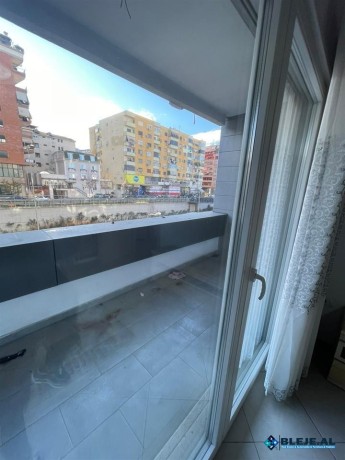 qera-apartament-212-post-parkimi-komuna-e-parisit-tira-big-2