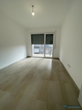 super-okazion-jepet-me-qera-11-ne-don-bosko-cmimi-300eur-tirane-tirane-big-3