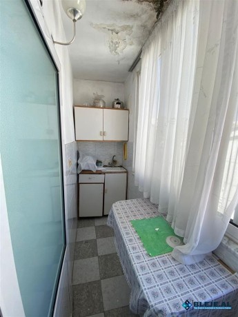 shitet-apartament-21-prane-spitalit-amerikan-big-2