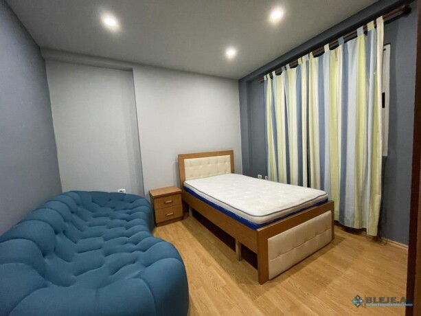 jepet-me-qera-apartament-kati-dyte-me-ashensor-me-super-pamje-nga-kodra-diellit-tirane-big-7