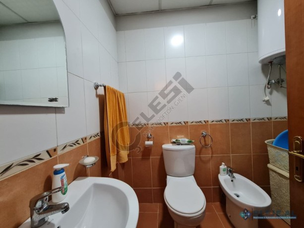 jepet-me-qera-apartament-21-ne-yzberisht-tirane-big-4