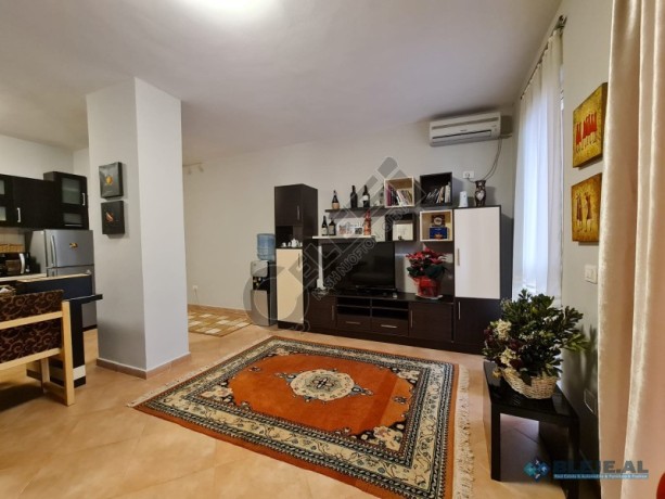 jepet-me-qera-apartament-21-ne-yzberisht-tirane-big-7