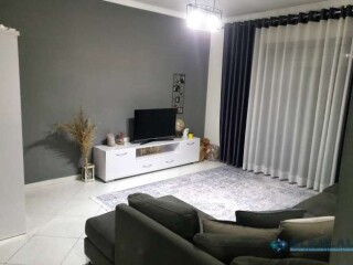 apartament-11-me-qera-prane-restorant-fresku-tirane