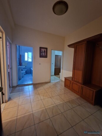 okazion-shitet-apartament-312-prane-qsut-tirane-big-0