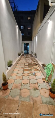 jepet-me-qera-11-tek-mine-peza-tirane-big-0