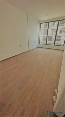 jepet-me-qera-apartamenti-321-kompleksi-zirkon-tirane-big-0