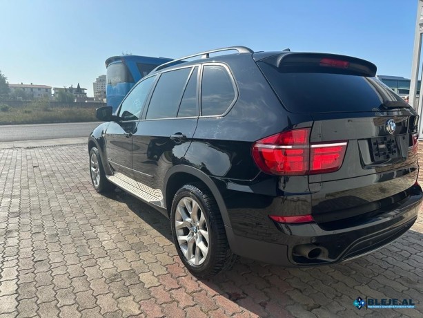 bmw-x5-xdrive-35-i-big-4