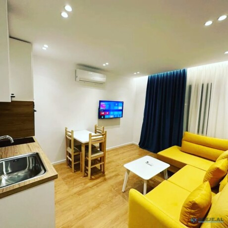 okazion-shiten-2-apartamente-11-ideal-per-banim-edhe-per-investim-super-arredim-rruga-fortuzi-tirane-tirane-big-1