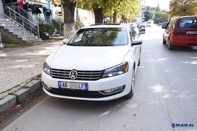 2013-volkswagen-passat-tdi-se-big-2