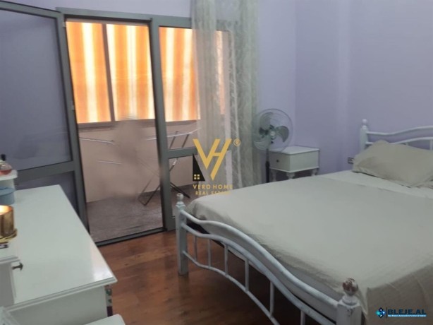 shitet-apartament-162-m2-te-zogu-i-zi-big-3