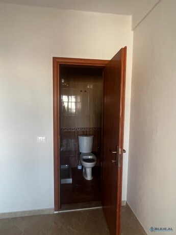 apartament-me-qera-21-kumuna-parisit-tirane-big-4
