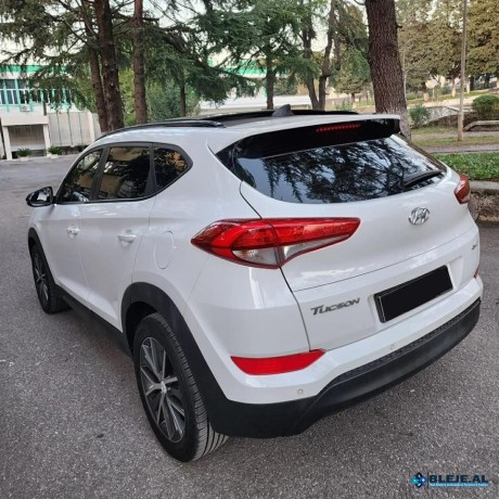 hyundai-tucson-full-option-big-2