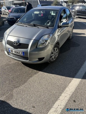 toyota-yaris-10-benzinviti-2008-manuale-big-0