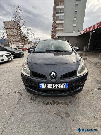 renault-clio-12-2008-big-1