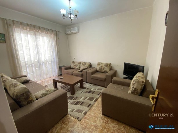 apartament-me-qera-perballe-ring-center-big-0