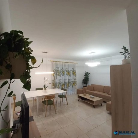 apartament-21-me-qera-ne-bllok-big-2