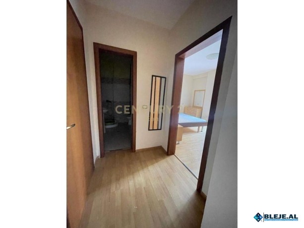 shitet-apartament-212-ne-qender-te-durresit-big-5