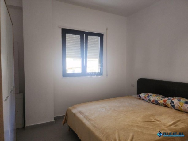 jepet-me-qira-apartament-11-tek-vollga-big-3