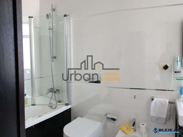 qera-apartament-21-blloku-tirane-big-2