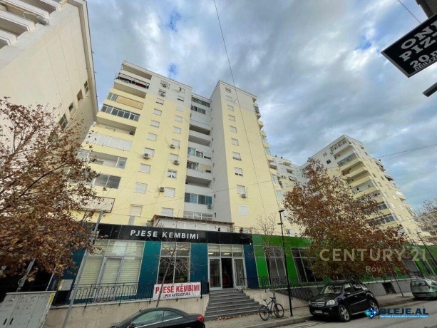 shitet-apartament-21garazhd-ne-durres-tek-ish-urt-big-3