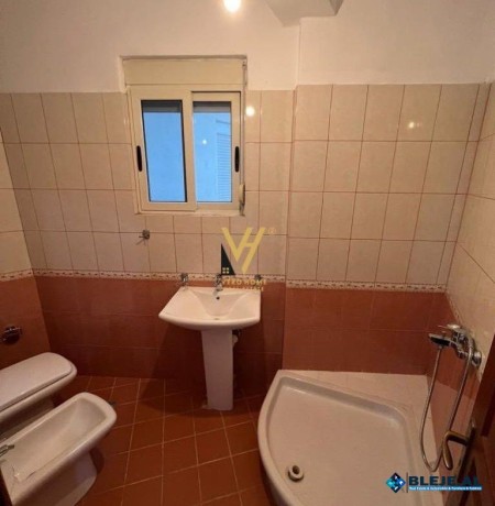 shitet-apartament-11-te-fresku-big-2