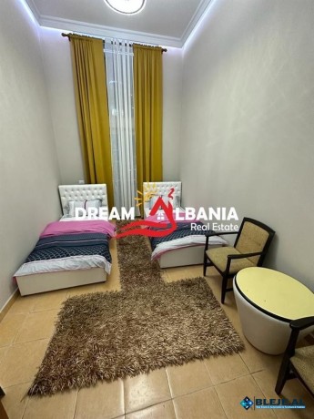 apartament-21-me-qera-ne-zonen-e-rruges-se-kavajes-prane-s-big-0