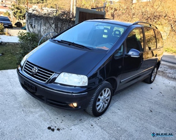 vw-sharan-18-benzin-2008-zvicra-big-0