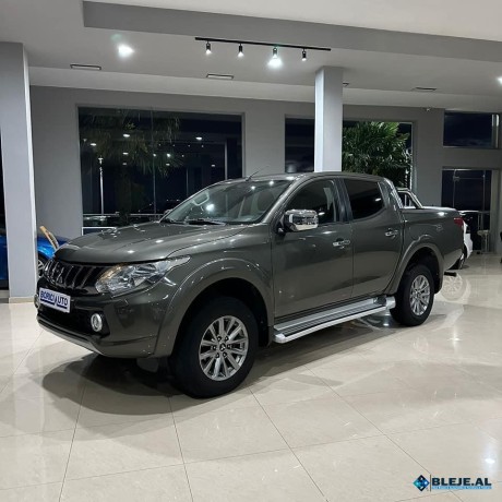 mitsubishi-l-200-viti-2019-24d-4wd-154-cv-big-3