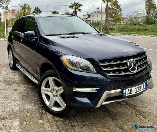 mercedes-benz-ml350-distronicmasazh-amg-look-big-3