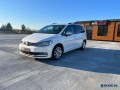 volkswagen-touran-small-4