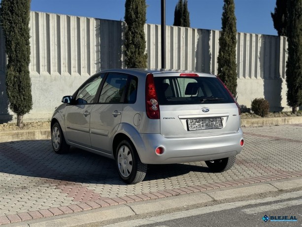 ford-fiesta-14-naft-manual-big-1