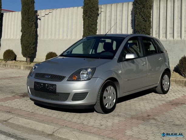 ford-fiesta-14-naft-manual-big-3