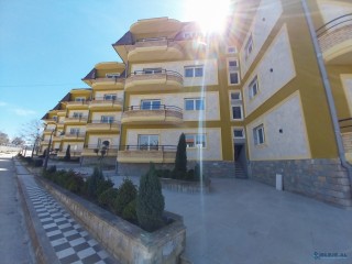 Apartamente ne shitje  te liqeni i farkes, Tirane