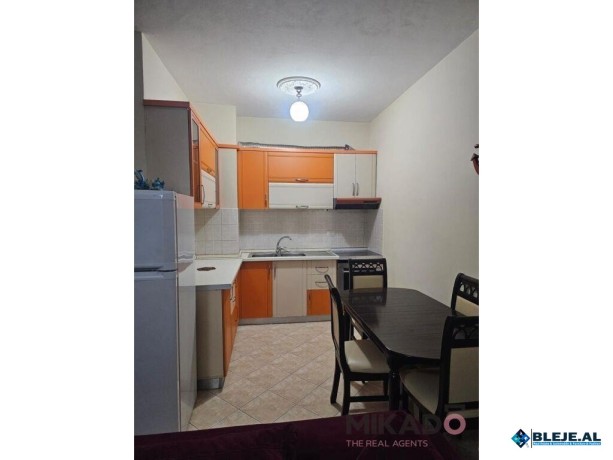 jepet-me-qira-apartament-11-ne-astir-big-0