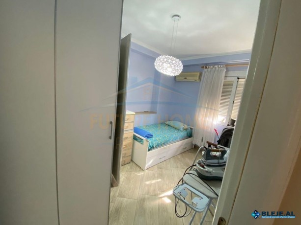 shitet-apartament-31-ish-urt-durres-big-2