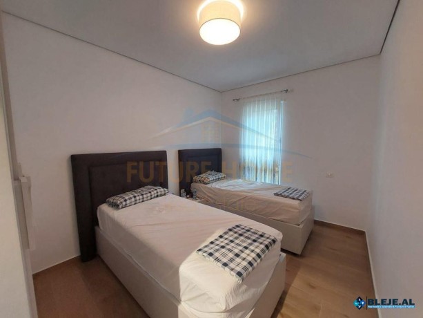 shitet-apartament-21-me-oborr-san-pietro-residences-gjir-big-2