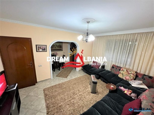 apartament-42-ne-shitje-ne-laprake-prane-spitalit-amerikan-big-6