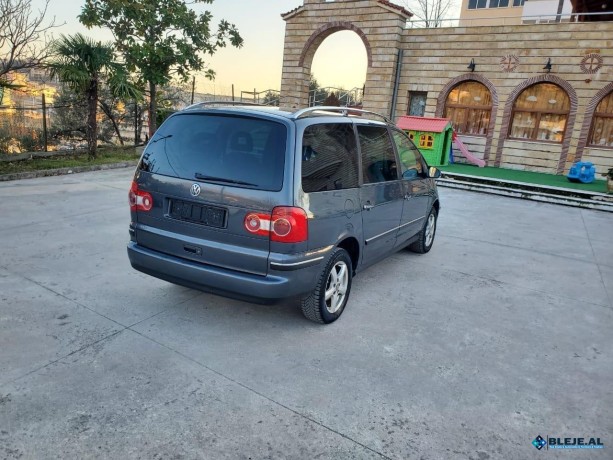 vw-sharan-20-tdi-2007-zvicra-me-dogan-big-0